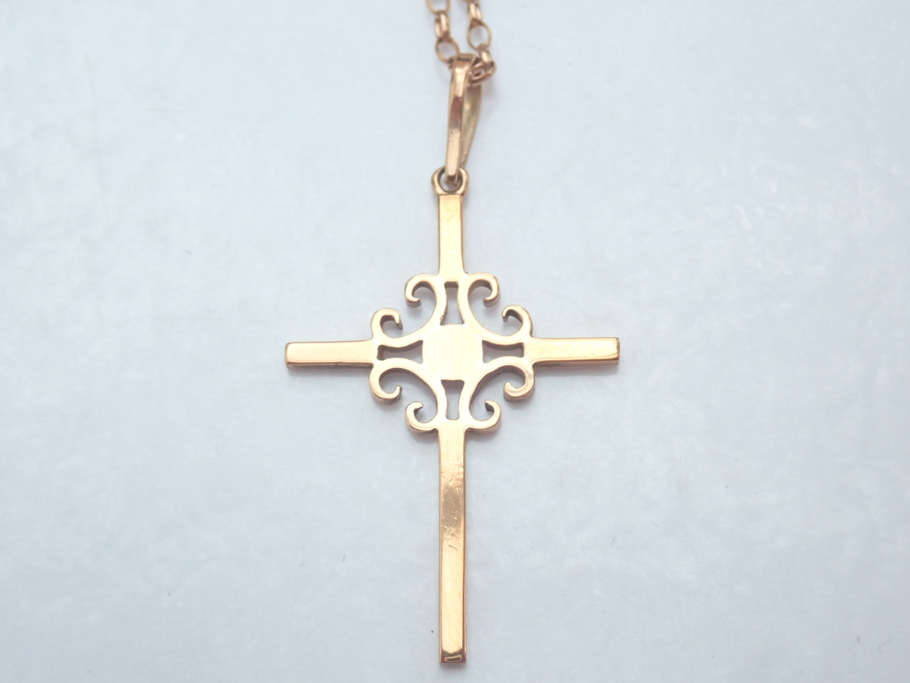 Victorian Rose Gold Cross Crucifix Jesus 9K Gold Pendant 18 inch Belcher Chain
