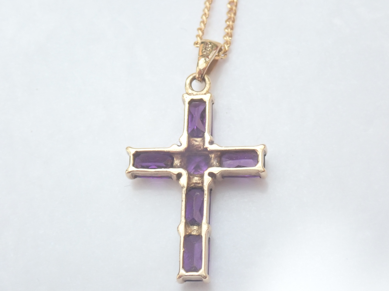 Amethyst Cross Crucifix 9K Gold Pendant 18 inch Curb Chain