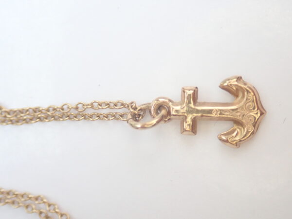 375 Gold Anchor Pendant 16 inch chain- 2.06 gms