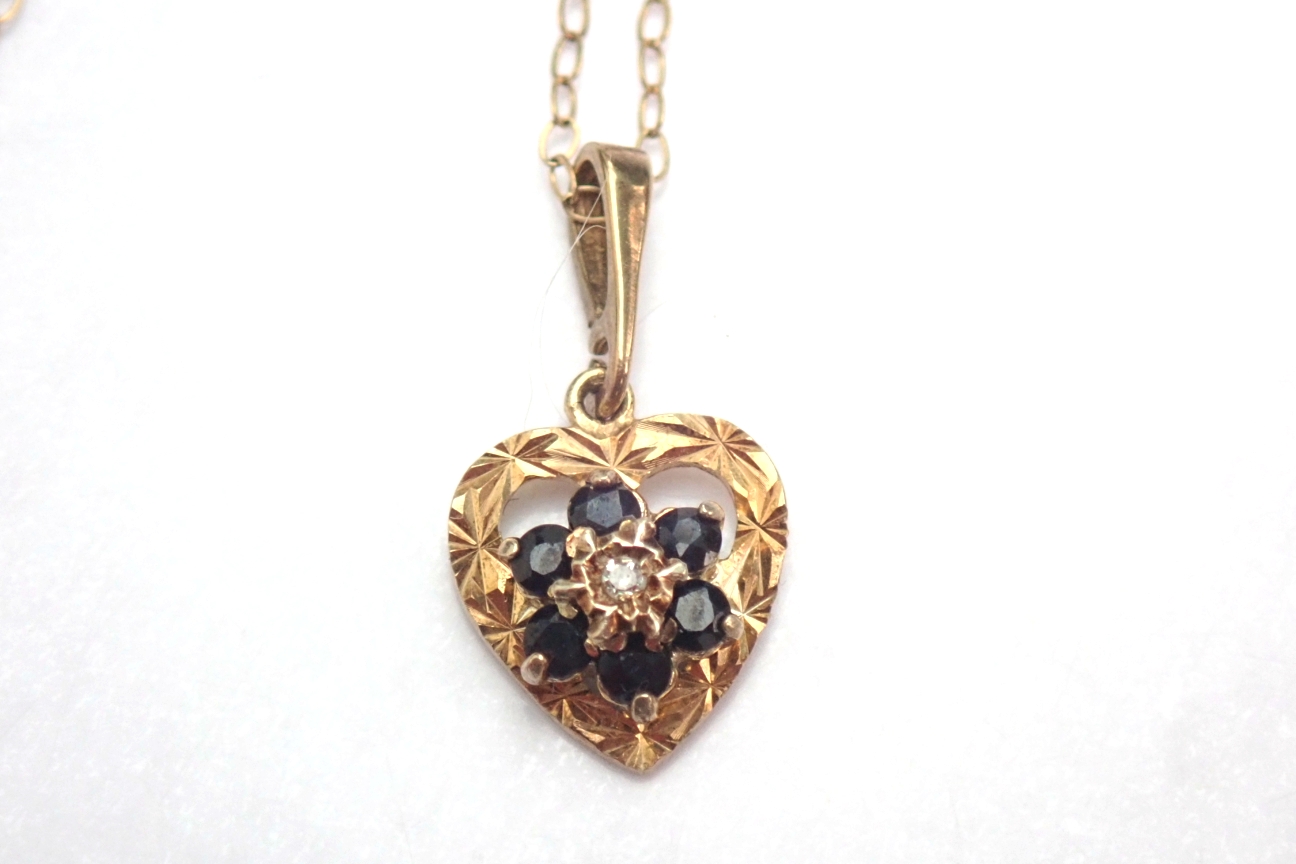 Sapphire Diamond Heart Pendant 9ct Yellow Gold -18 inch Chain