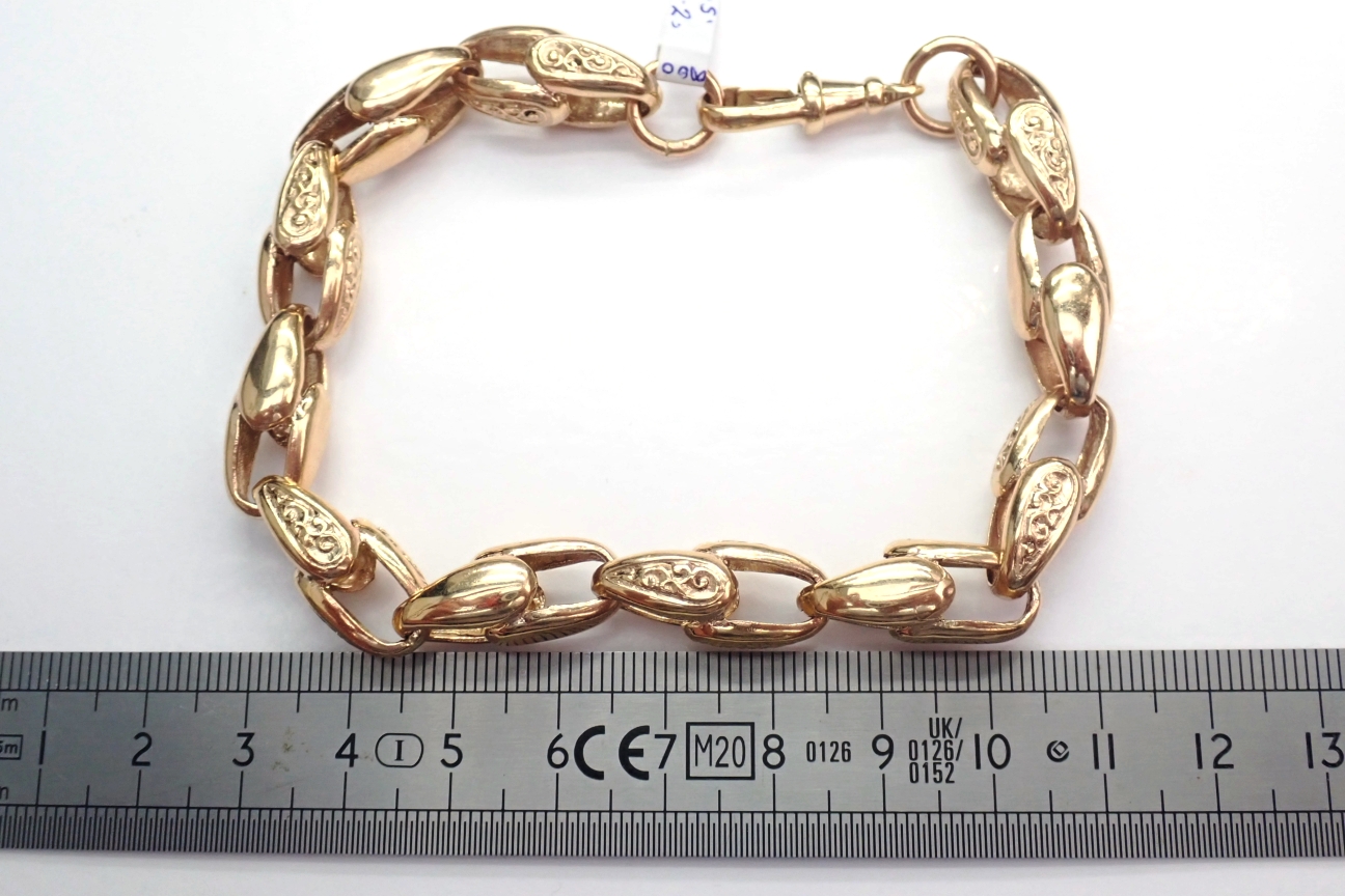 Tulip Chain Bracelet 9ct Gold 9 inch 37 grams