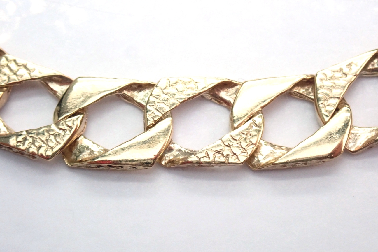 Chaps Curb Chain Bracelet 9ct Gold 8 inch 14.2 grams